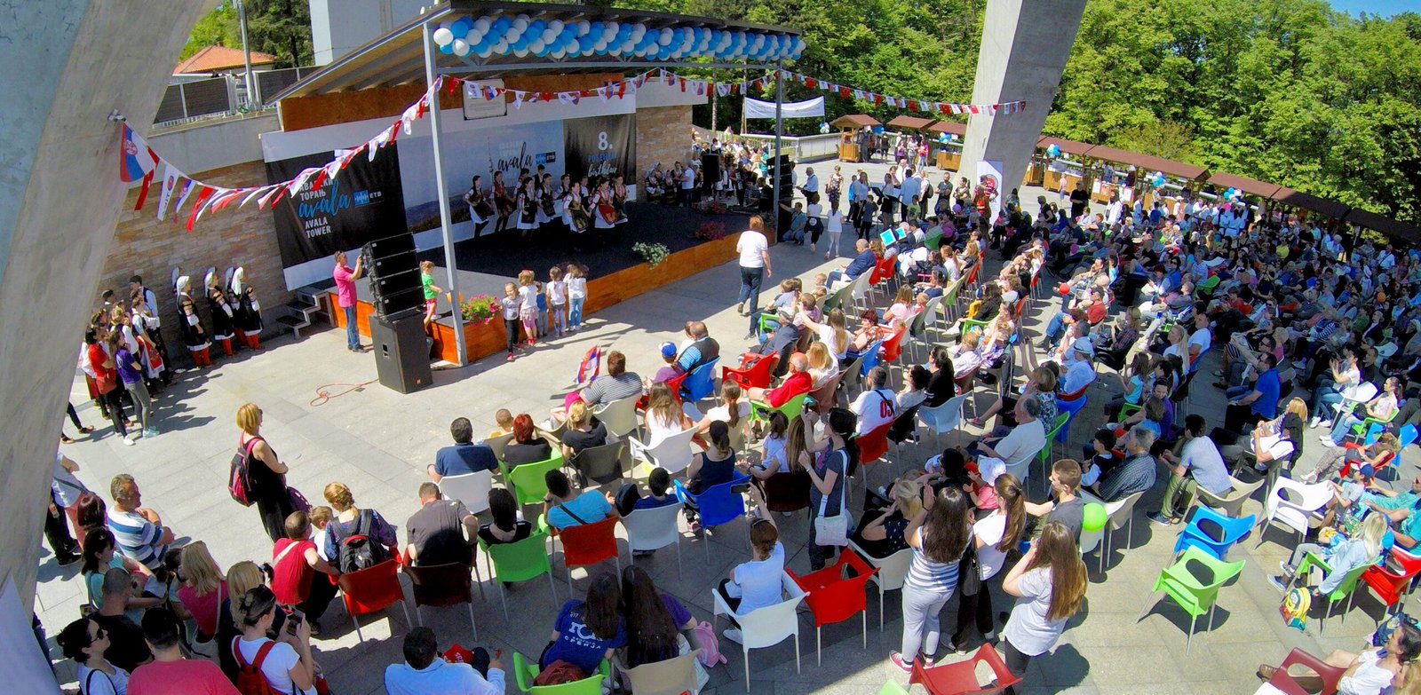 Kulturni Program na Avali